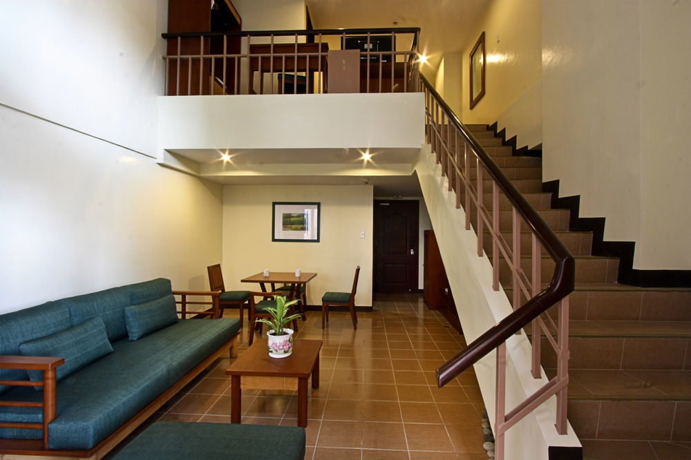 Canyon Woods Resort Club Tagaytay Tagaytay City Exterior foto